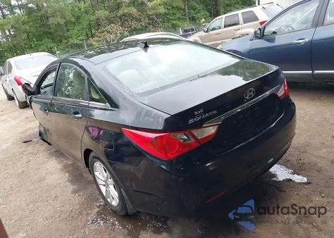2013 Hyundai Sonata Gls z USA, uszkodzony, nr VIN 5NPEB4AC4DH641323